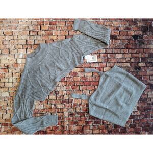 NWT BP. Two-part sweater light gray size M